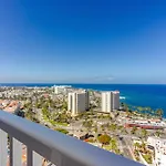 Spectacular View In Americas Арона